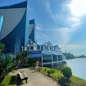 Orbi Sea Side & Sea View Towers Aparthotel Batumi