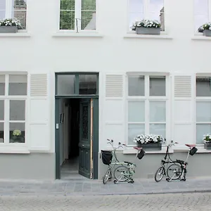 2* Frühstückspension Alphabet - Luxury And Art Gallery